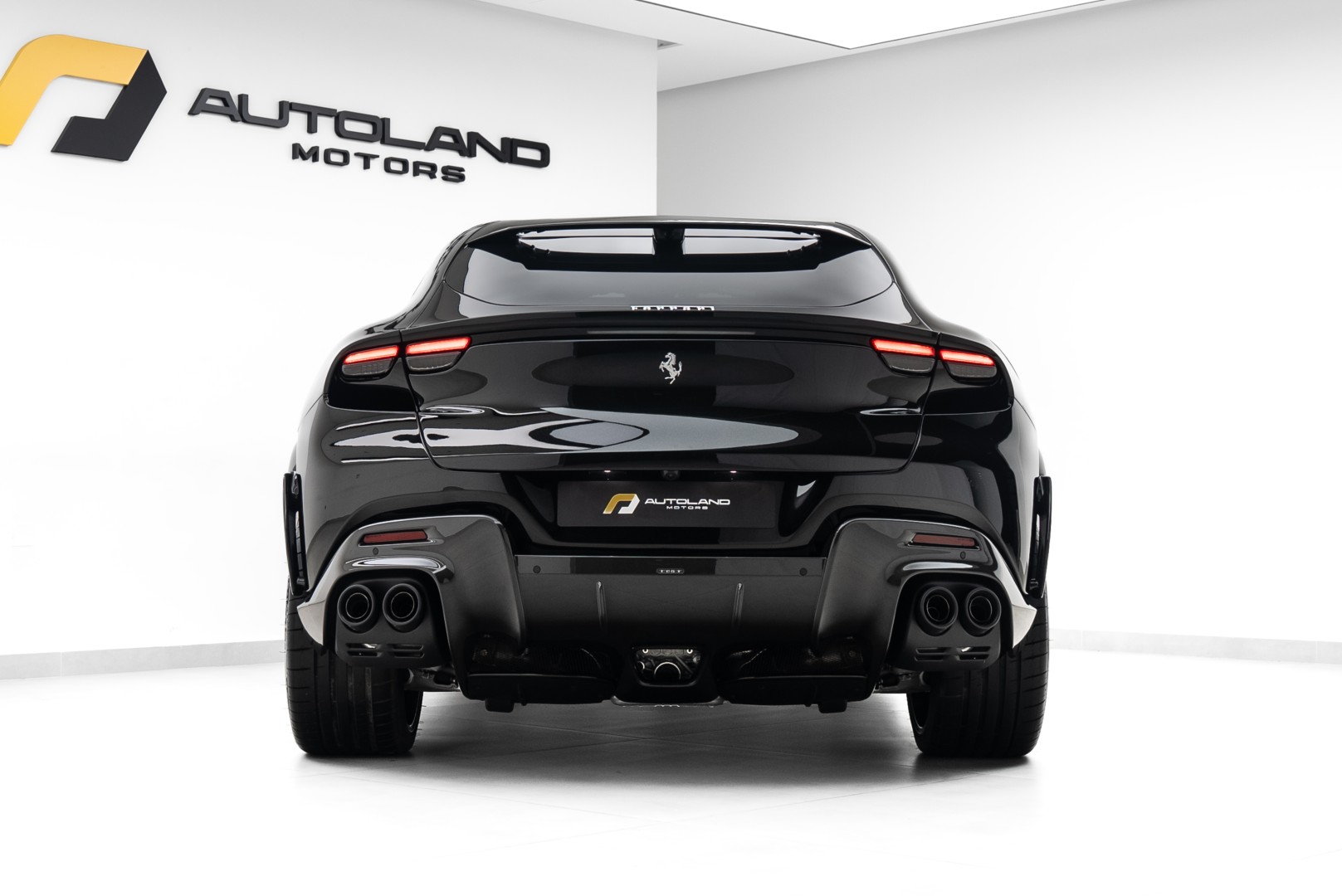 2025 FERRARI PUROSANGUE | FULL CARBON | MAIN DEALER SERVICE | HIGH SPEC